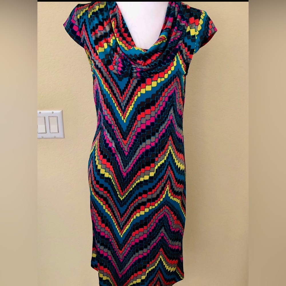 Trina Turk Multicolor Silk Blend Chevron Midi Dress EUC